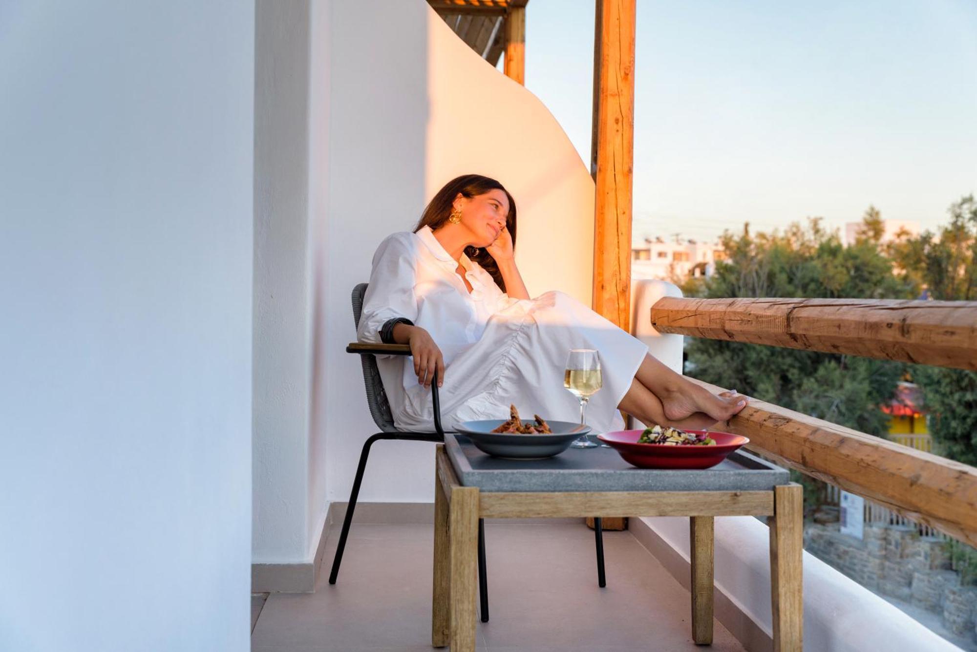 Kiano Suites Alikí Dış mekan fotoğraf