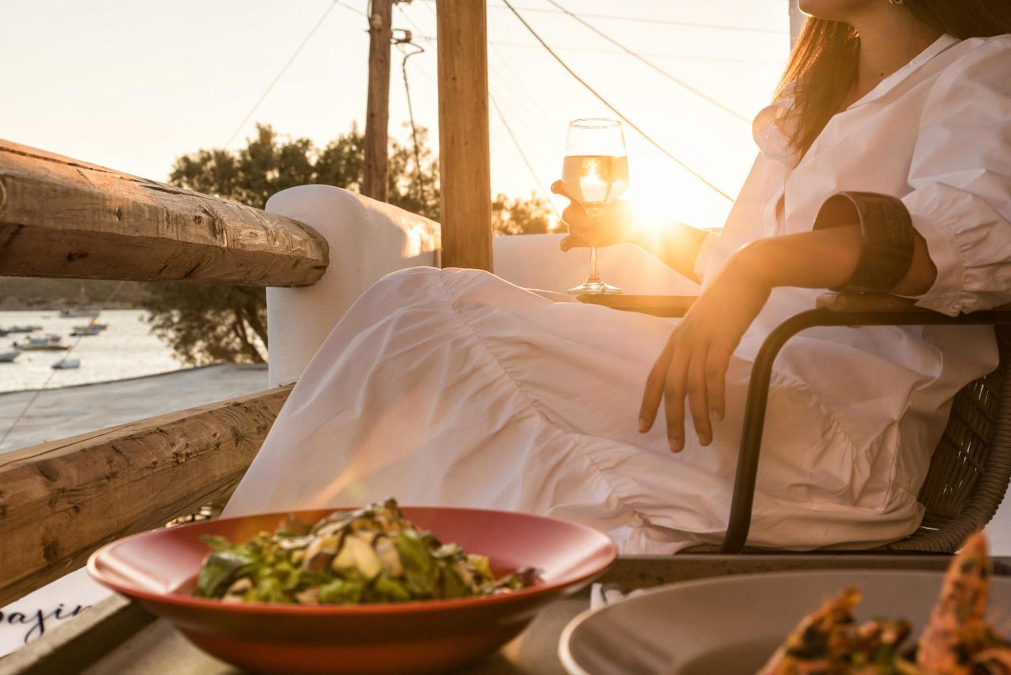 Kiano Suites Alikí Dış mekan fotoğraf