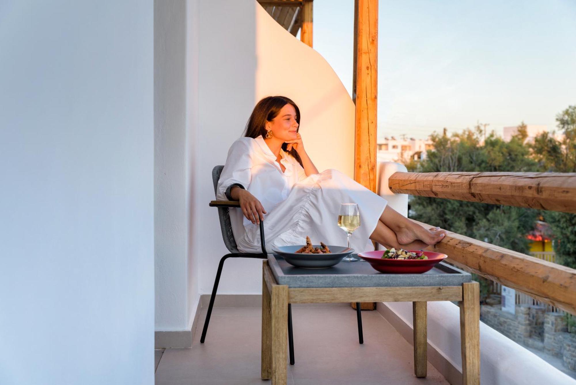 Kiano Suites Alikí Dış mekan fotoğraf